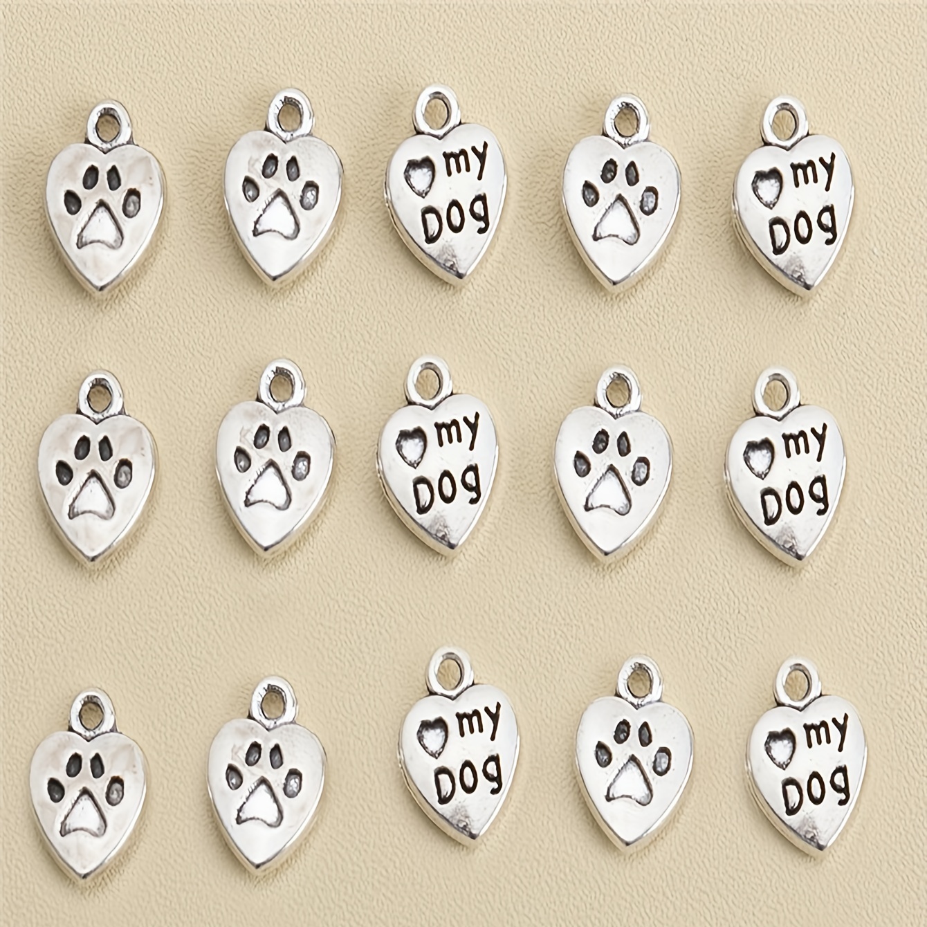 20pcs Heart Shape Clew Print Dog Detail Pendants 13x10mm
